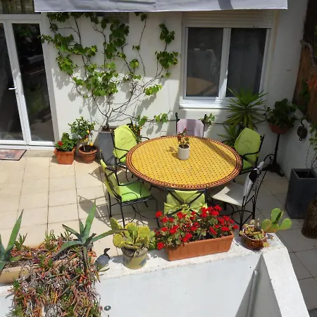 Διαμέρισμα Belle Maison De 121 M2 A 2 Mn De La Avec Jacuzzi *